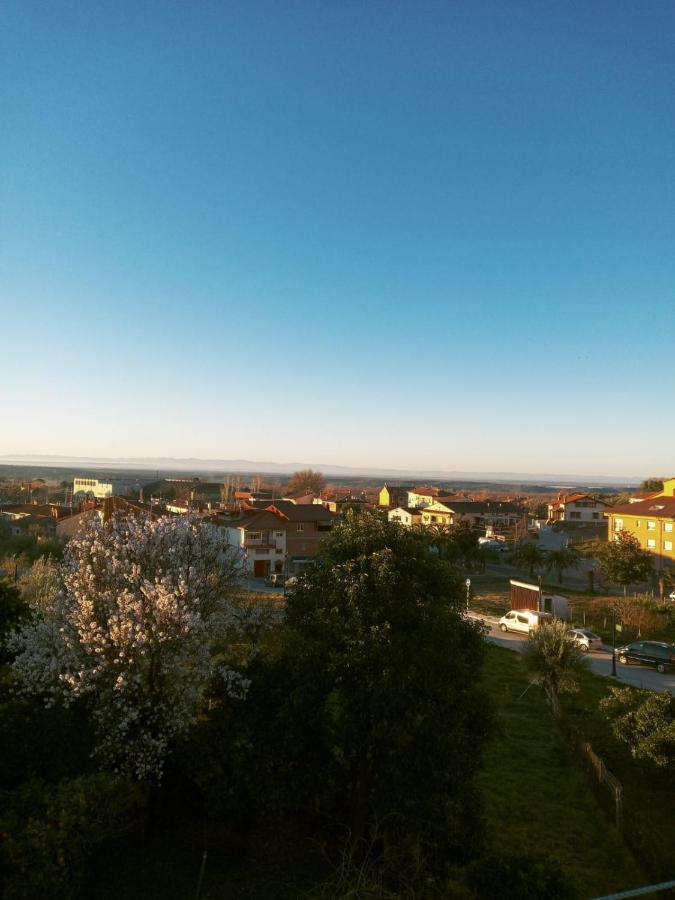 Apartamento Puri Candeleda Bagian luar foto